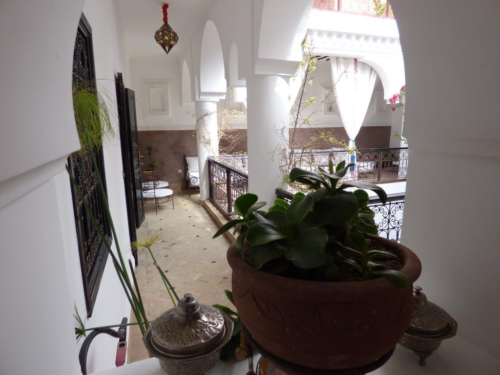 Riad Ailen Marrakesh Buitenkant foto