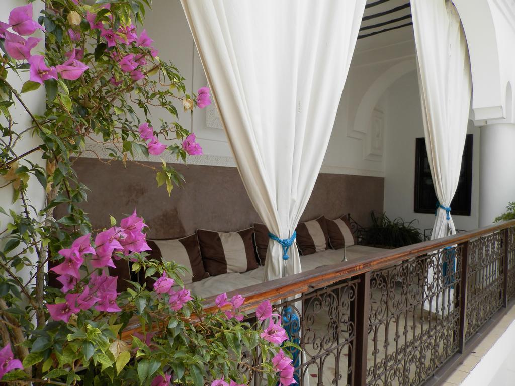 Riad Ailen Marrakesh Buitenkant foto